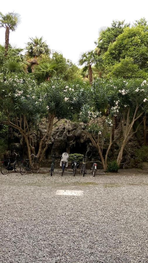 Fascinating Central Hideaway In A Physicist'S Home Como Exterior foto